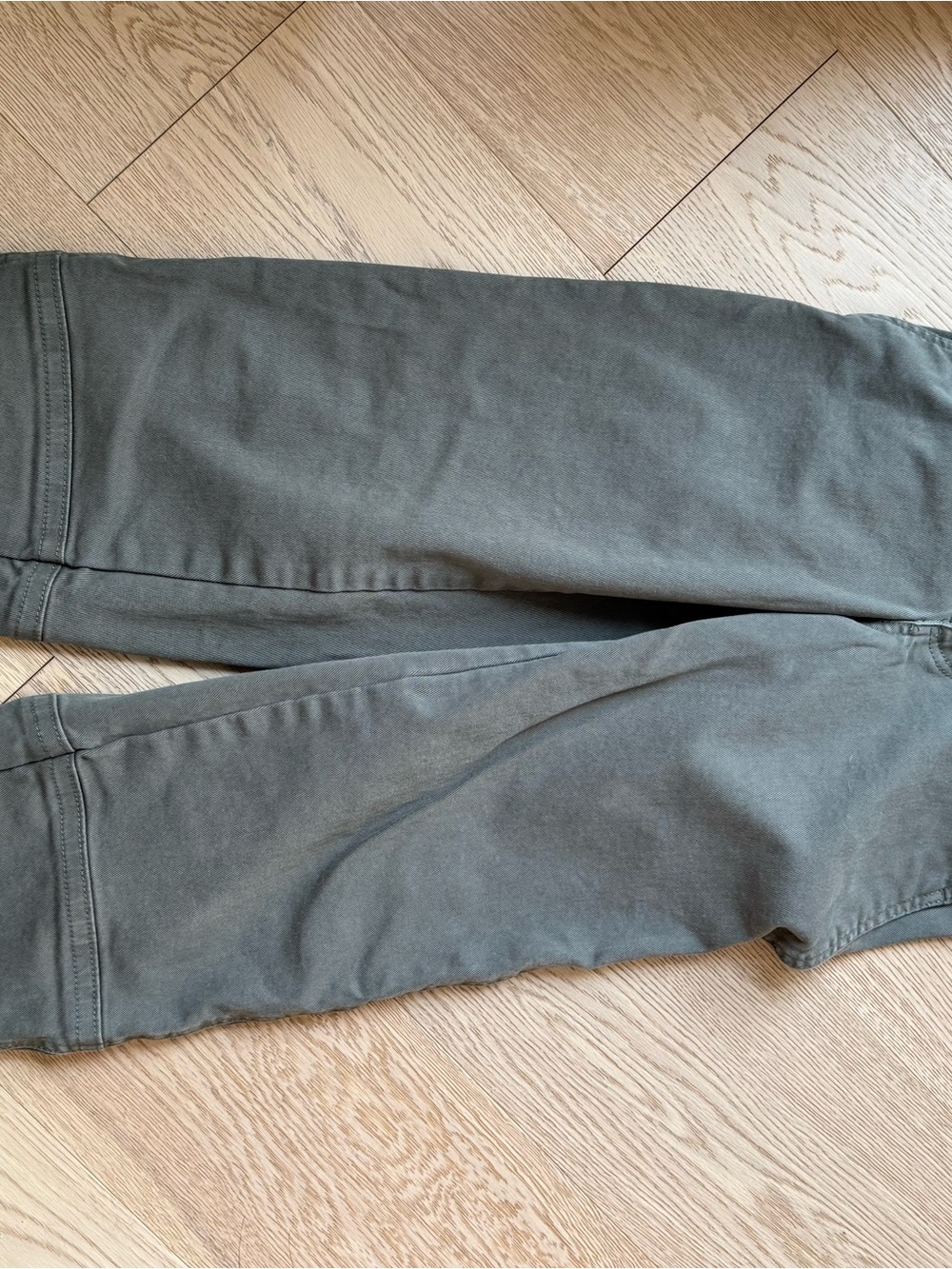 Everlane Slim Straight Jeans in Olive